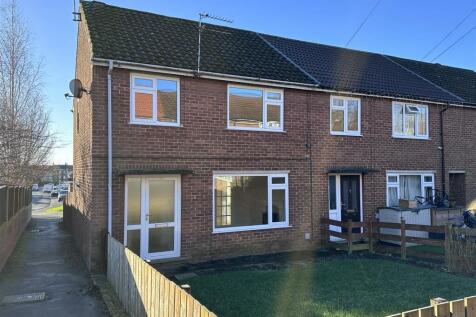 Forest Road, Pickering YO18 3 bed end of terrace house for sale