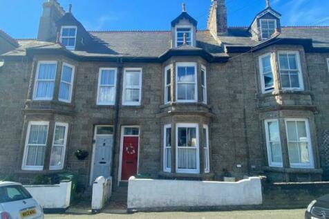 5 bedroom terraced house for sale