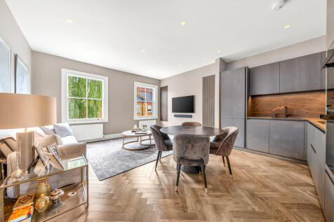 Stadium Street, Chelsea 3 bed apartment for sale