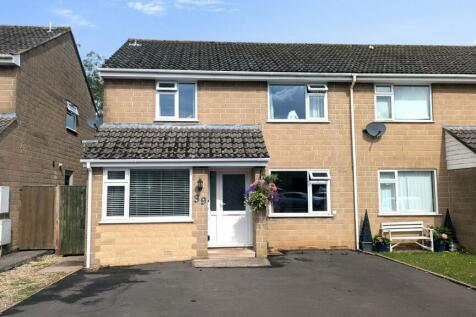 4 bedroom semi-detached house for sale