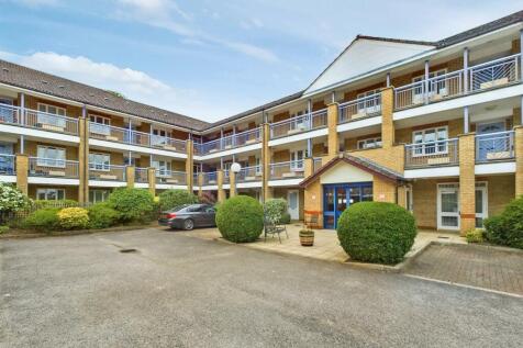 Minster Court, Bracebridge Heath... 2 bed flat for sale