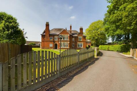 Old Vicarage Gardens, Skellingthorpe... 9 bed detached house for sale