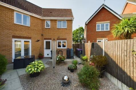 Tiber Road, North Hykeham, Lincoln 4 bed semi
