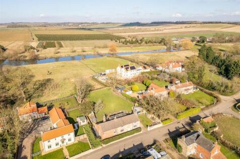 High Street, Fillingham, Gainsborough 3 bed detached house for sale