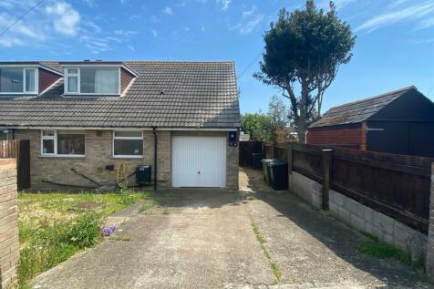 4 bedroom semi-detached bungalow for sale