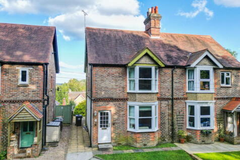 Available With No Onward Chain In... 2 bed semi