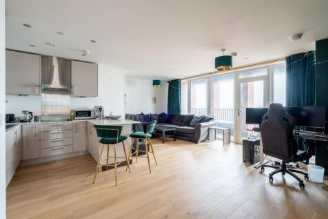 Marri Street, Watford, WD24 2 bed flat for sale