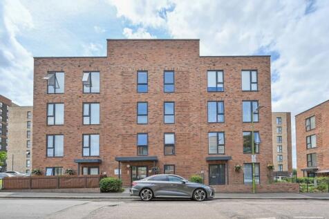 Sydney Road, Watford, WD18 2 bed flat for sale
