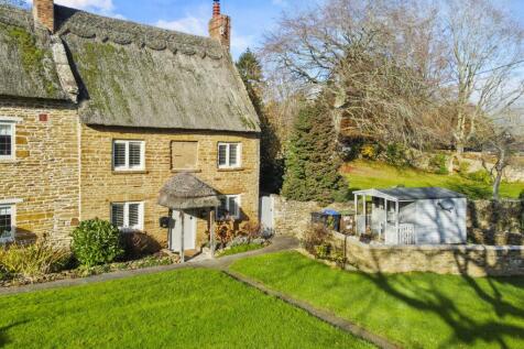 Butchers Lane, Boughton 2 bed end of terrace house for sale