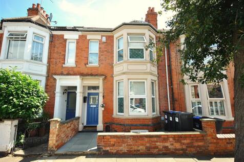 Clarence Avenue, Northampton 3 bed terraced house for sale
