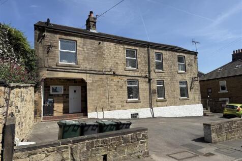 118 Stocks Bank Road, Mirfield WF14 2 bed flat for sale