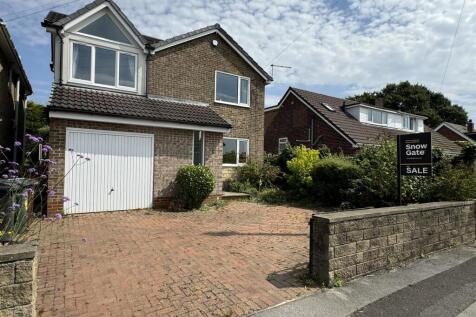 Norman Drive, Mirfield WF14 4 bed detached house for sale