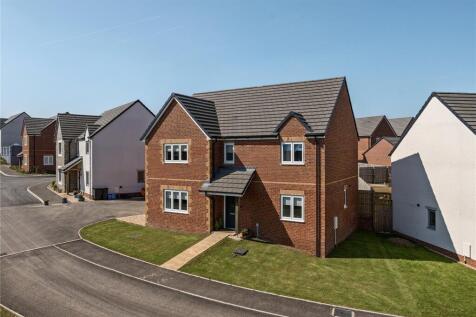 Bramble Mews, Chard, Somerset, TA20 4 bed detached house for sale