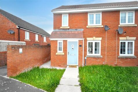 Griffen Close, Bridgwater, Somerset, TA6 3 bed semi