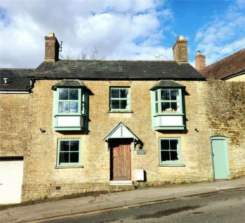 4 bedroom end of terrace house for sale