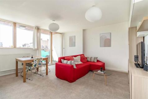 Wyndham Road, London SE5 2 bed flat for sale