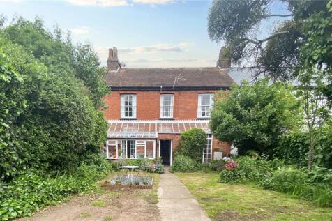 Belmont Road, Tiverton, Devon, EX16 4 bed terraced house for sale
