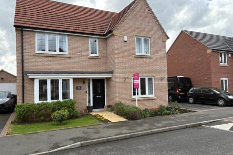 4 bedroom detached house for sale