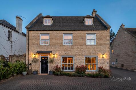 5 bedroom house for sale
