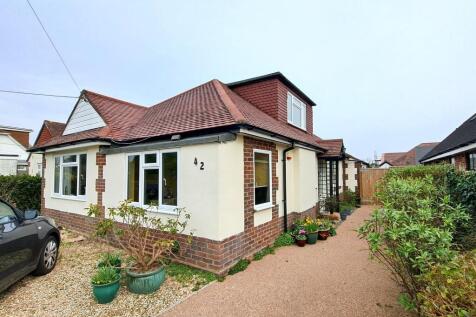 Barton Lane Barton on Sea BH25 7PW 3 bed detached bungalow for sale
