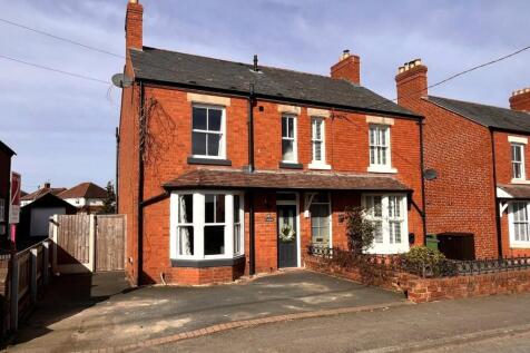 4 bedroom semi-detached house for sale