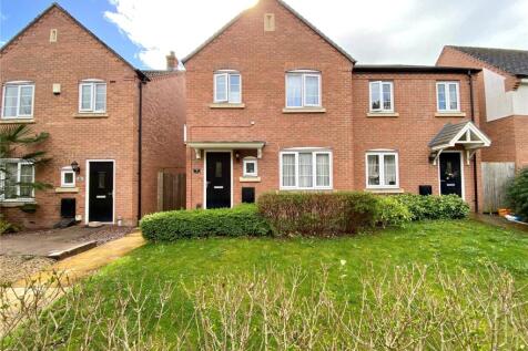 Great Meadow Terrace, Woodside... 3 bed semi