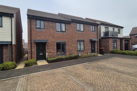 Linnel Grove, Lawley, Telford, TF3 3 bed semi
