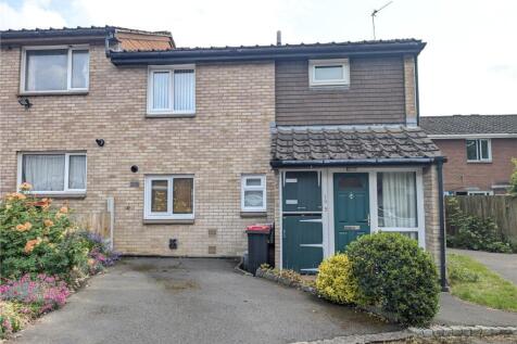 4 bedroom end of terrace house for sale