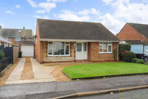 Priors Close, Southbourne, Emsworth 3 bed bungalow for sale