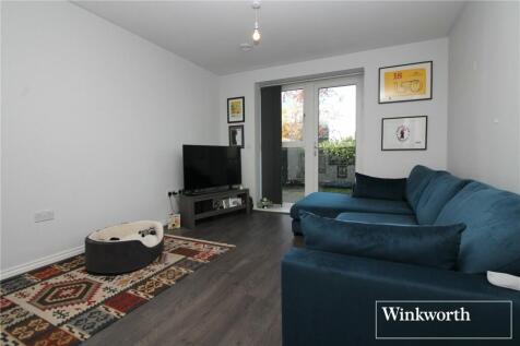 Manor Way, Borehamwood... 1 bed apartment for sale