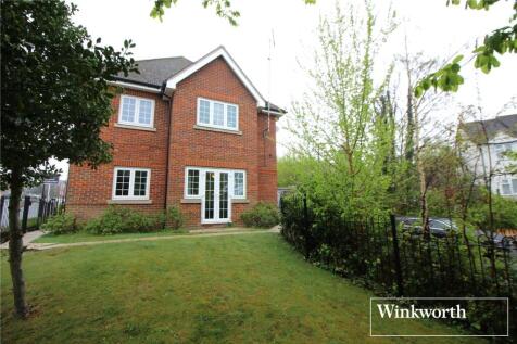 Walton Terrace, Watford Road... 2 bed maisonette for sale