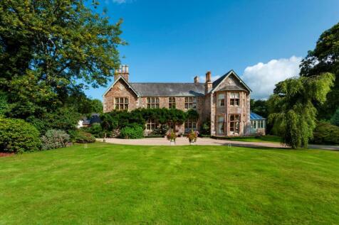 12 bedroom detached house for sale