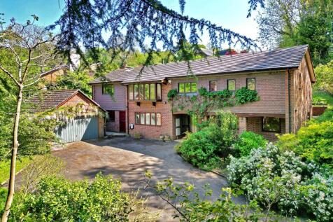 7 bedroom detached house for sale