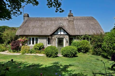 2 bedroom detached house for sale