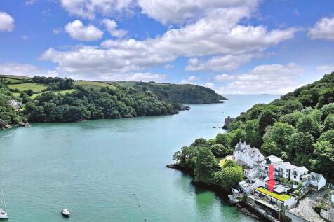 Castle Road, Dartmouth, Devon, TQ6 4 bed detached house for sale