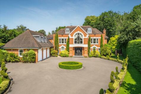 6 bedroom detached house for sale