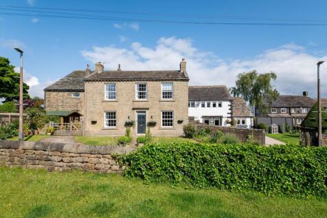 4 bedroom link detached house for sale