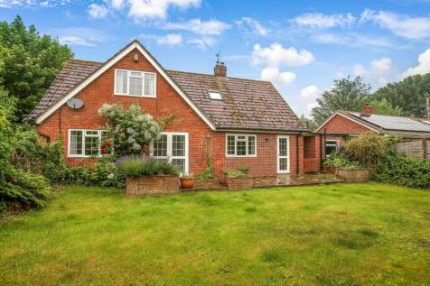 Dixons Lane, Broughton, Stockbridge... 4 bed detached house for sale