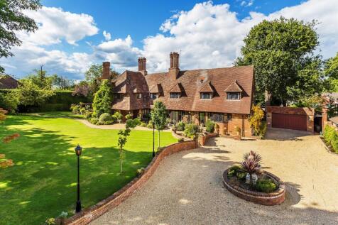 7 bedroom detached house for sale