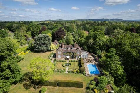 Pickhurst Road, Chiddingfold... 5 bed detached house for sale