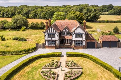 Smallhythe Road, Tenterden, Kent, TN30 6 bed detached house for sale