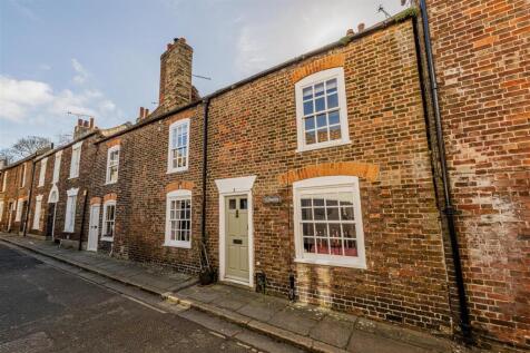 Austins Lane, Sandwich CT13 3 bed terraced house for sale