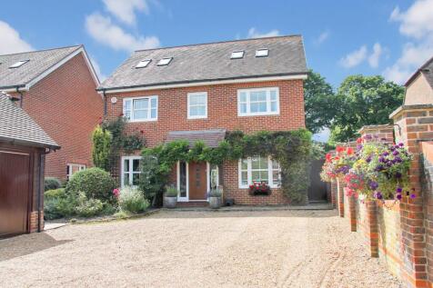 Newtown, Hampshire 6 bed detached house for sale