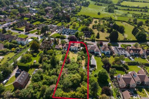 6 bedroom village house for sale