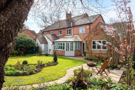 3 bedroom village house for sale