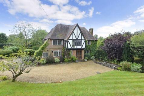 Wanborough Lane, Cranleigh 4 bed detached house for sale