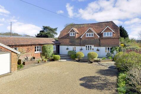 off Knowle Lane, Cranleigh, GU6 6 bed detached house for sale