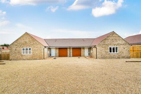 2 bedroom semi-detached bungalow for sale