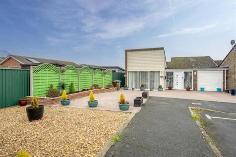 3 bedroom bungalow for sale