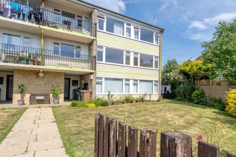 Wroxham Way, Felpham, Bognor Regis 3 bed apartment for sale